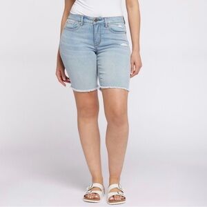 2 Pair Women’s Seven Sunset Bermuda shorts